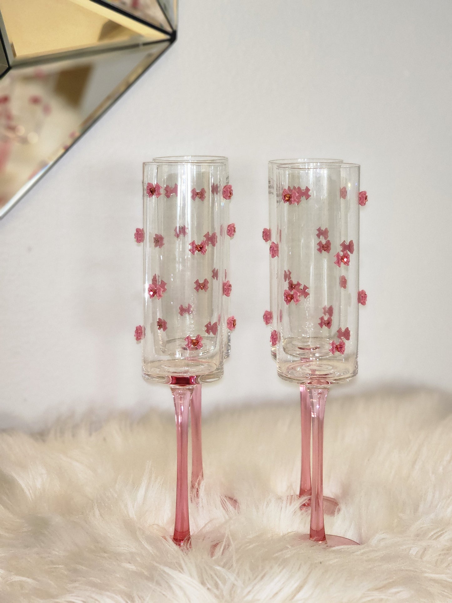 Pink 🎀With Red ❤️Champagne Flutes