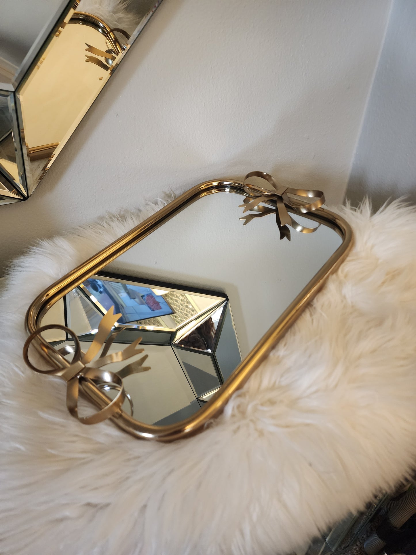 Square Bow Mirrored Tray