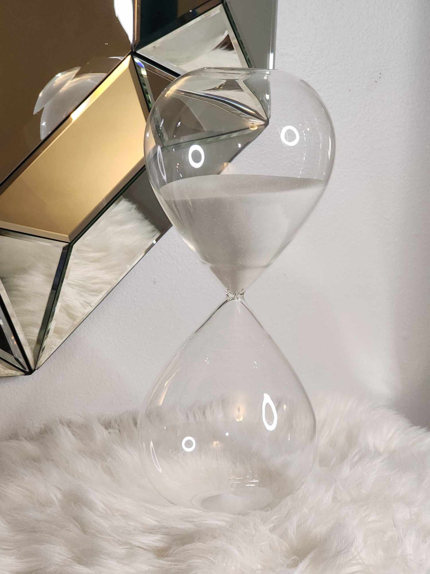Oversized Hourglass
